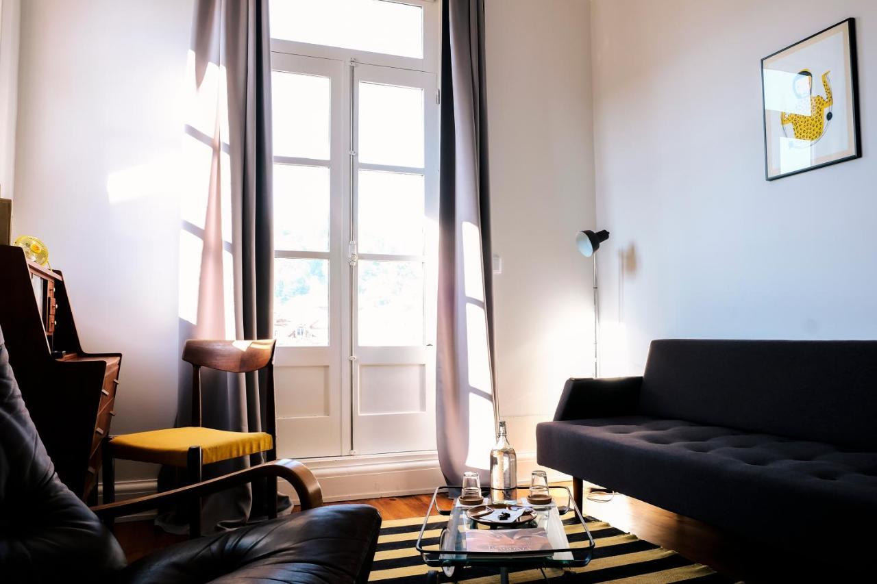 Dona Emilia Guest House & Studio Apartment Building Віана-ду-Каштелу Екстер'єр фото